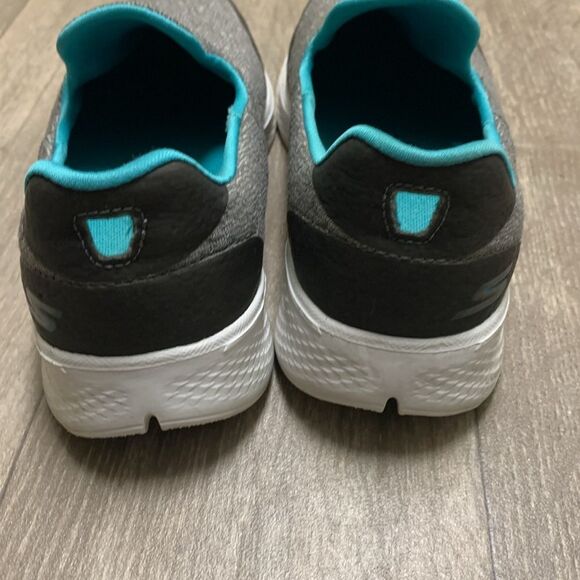 Womens Skechers GoWalk 4 Slip On Comfort Shoes - Picture 5 of 8